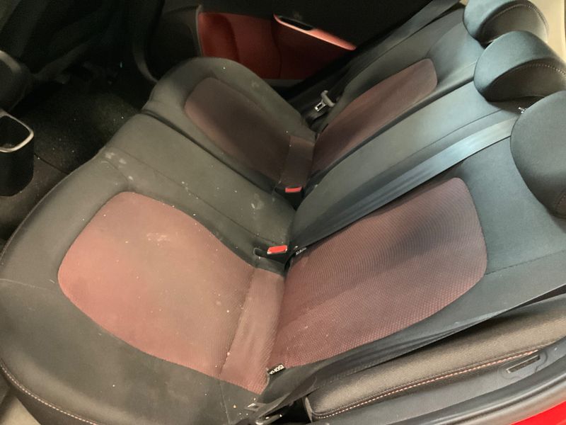 Hyundai i10 1.0 Tech 2019 – снимка 32