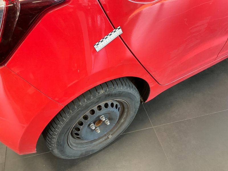 Hyundai i10 1.0 Tech 2019 – снимка 22