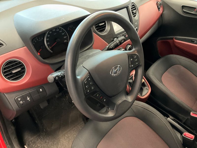 Hyundai i10 1.0 Tech 2019 – снимка 29