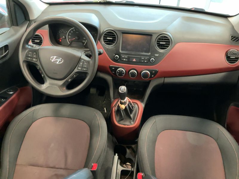 Hyundai i10 1.0 Tech 2019 – снимка 17