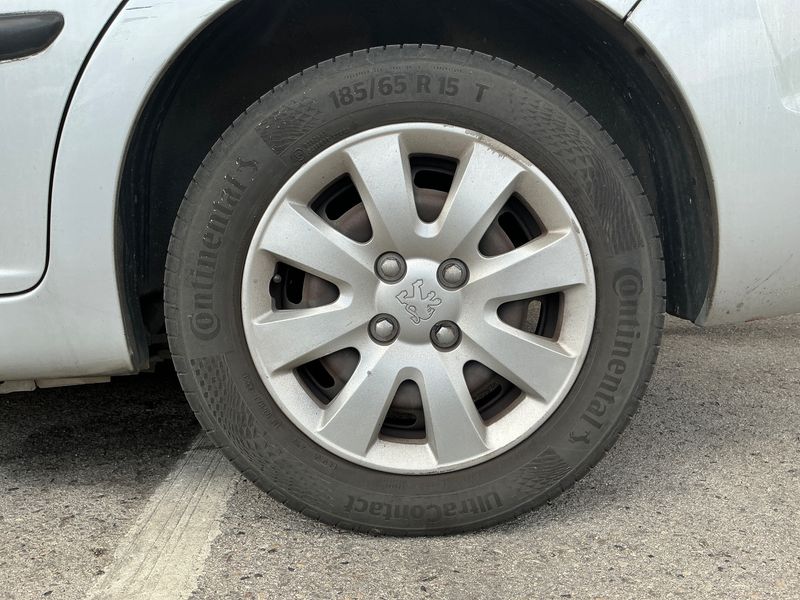 Peugeot 207 1.6 HDi Confort 2008 – снимка 5