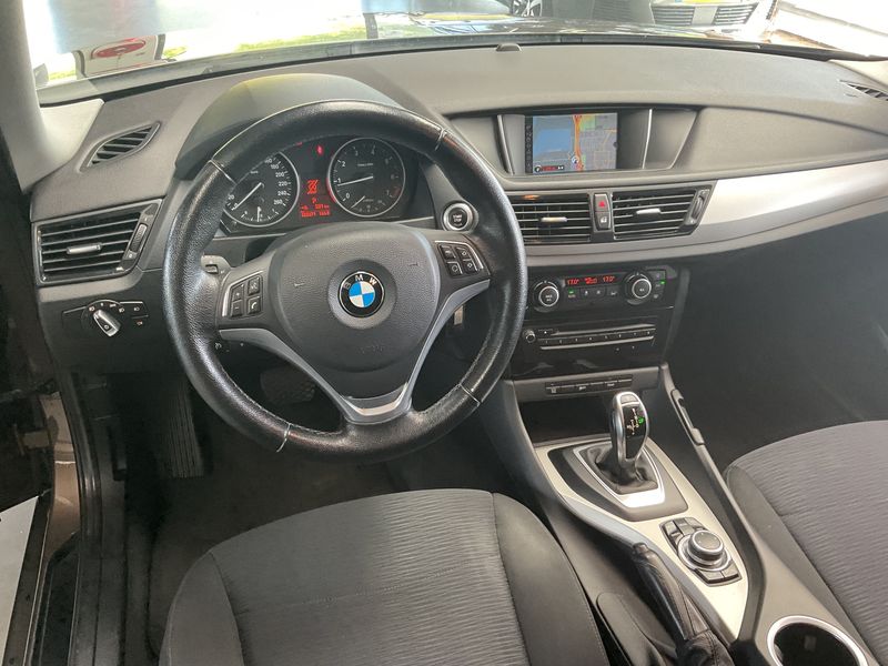 BMW X1 sDrive 20i — zdjęcie 12