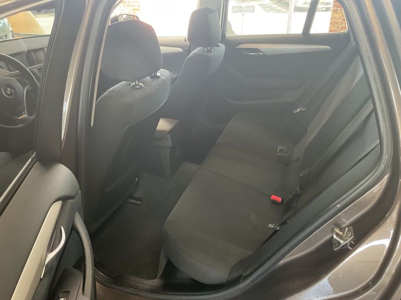 BMW X1 sDrive 20i — zdjęcie 14