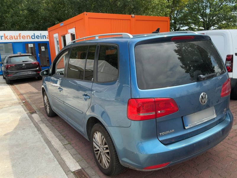 Volkswagen Touran 1.6 TDI Cup BlueMotion Tech 2014 – снимка 6