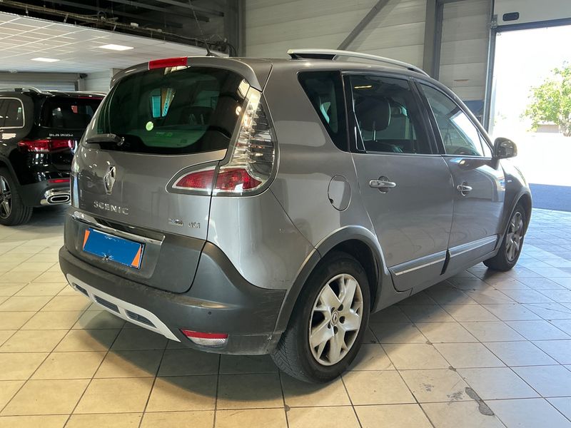 Renault Scenic 1.5 dCi Xmod Bose — zdjęcie 2