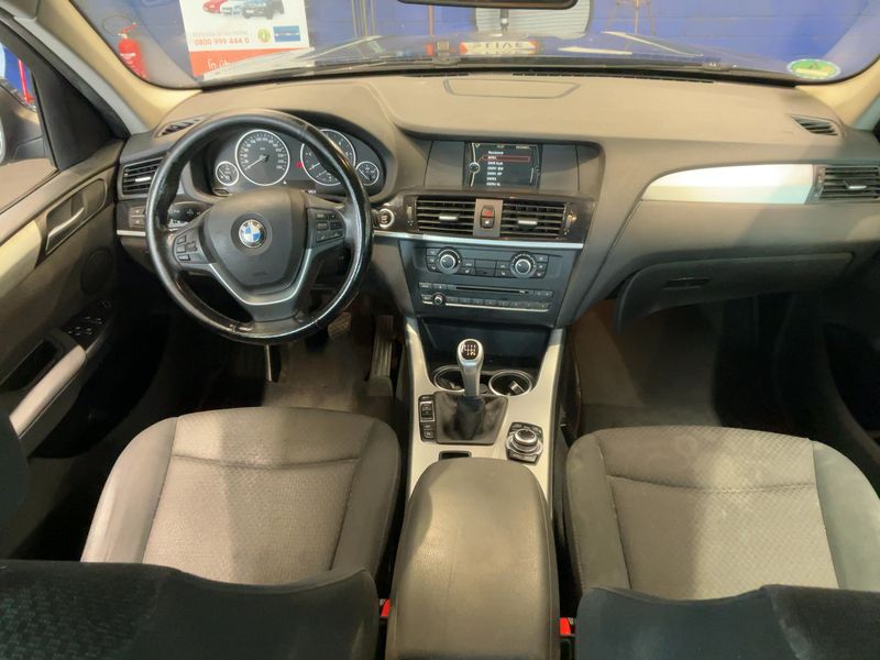 BMW X3 xDrive 20d — zdjęcie 12