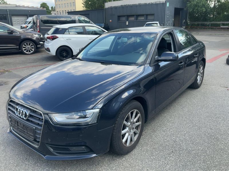 Audi A4 1.8 TFSI Attraction