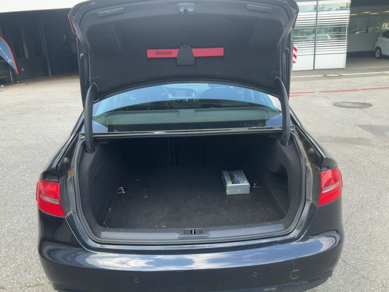 Audi A4 1.8 TFSI Attraction — zdjęcie 10