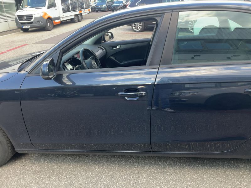 Audi A4 1.8 TFSI Attraction — zdjęcie 4