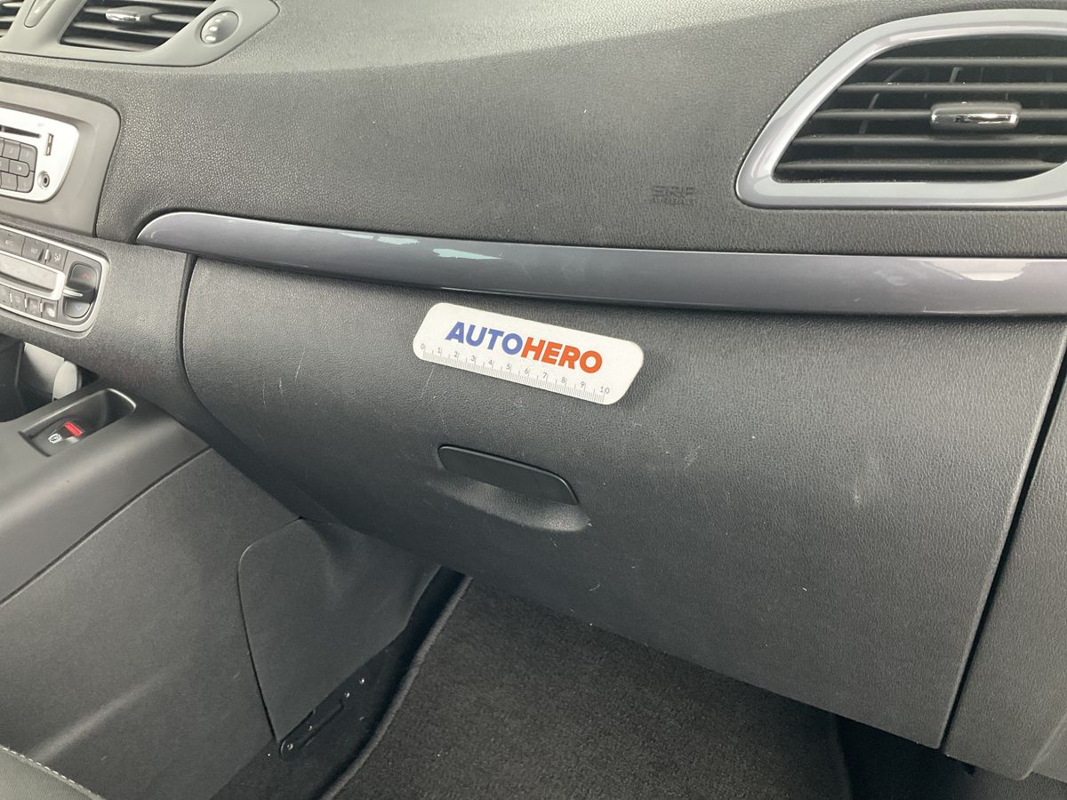 Renault Grand 2015 — photo 35