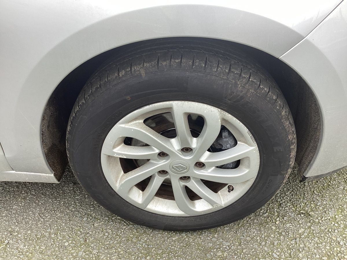 Renault Grand 2015 — photo 12