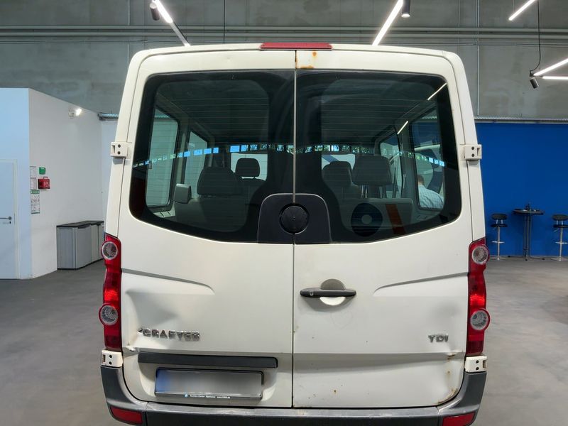 Volkswagen Crafter 2.5 TDI DPF Kombi 30 kurzer Radstand — zdjęcie 5