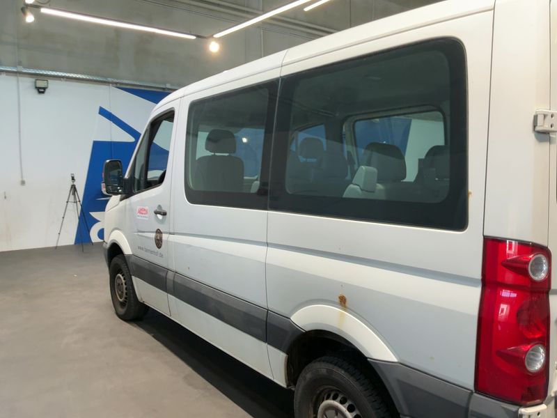 Volkswagen Crafter 2.5 TDI DPF Kombi 30 kurzer Radstand — zdjęcie 3