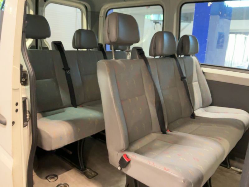 Volkswagen Crafter 2.5 TDI DPF Kombi 30 kurzer Radstand — zdjęcie 14