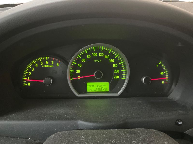 Kia Sportage 2.0 Active 2WD 2010 – снимка 4