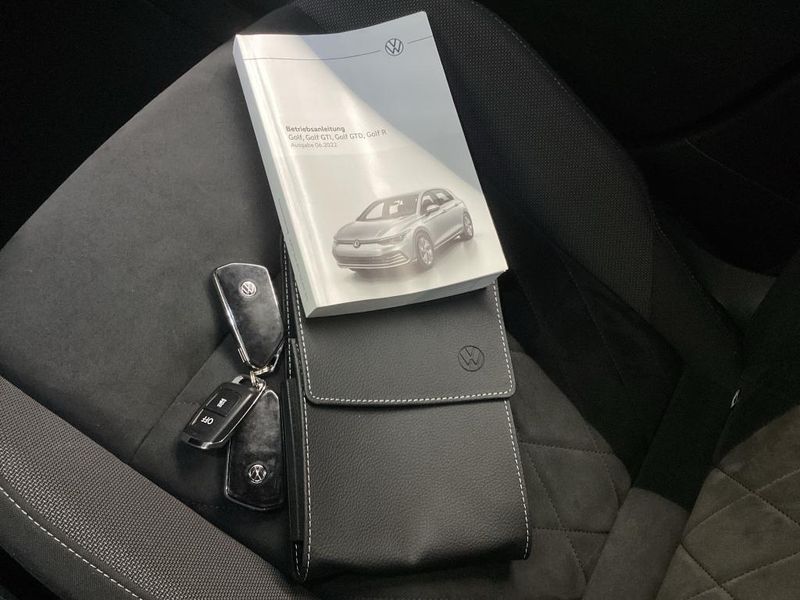 Volkswagen Golf VIII 1.5 TSI ACT Life — zdjęcie 16