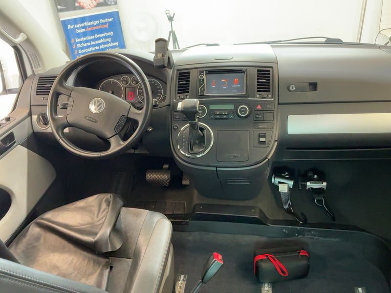 Volkswagen T5 Multivan 2.5 TDI United — zdjęcie 12