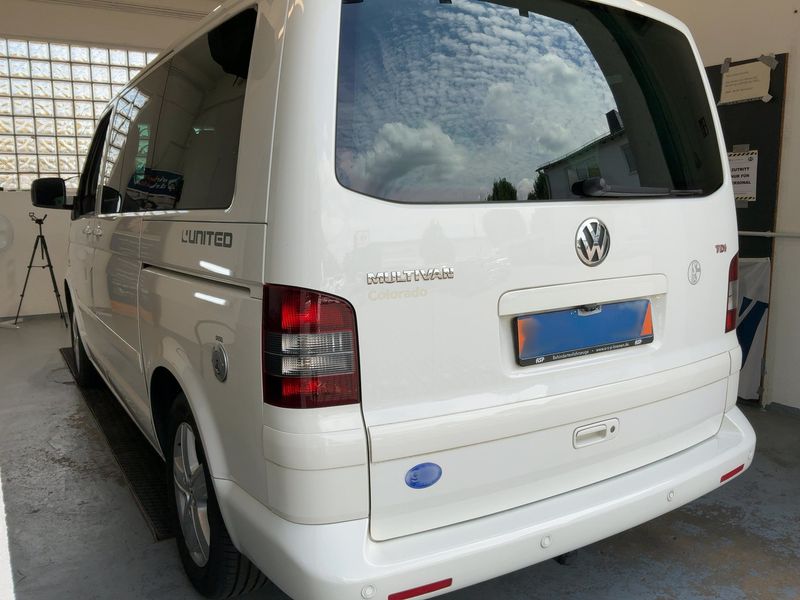 Volkswagen T5 Multivan 2.5 TDI United — zdjęcie 3
