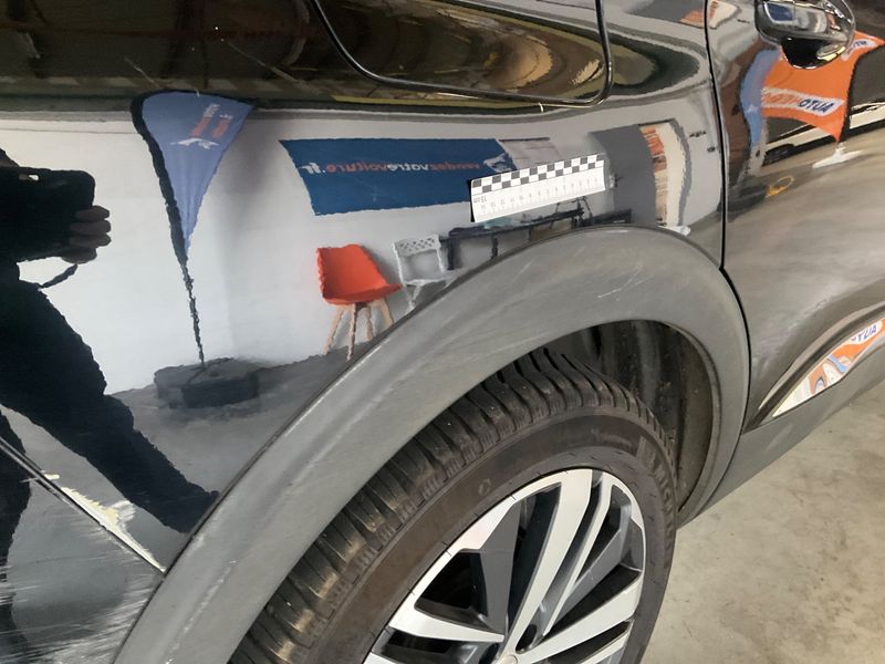 Peugeot 5008 2.0 Blue-HDi GT 2018 – снимка 23
