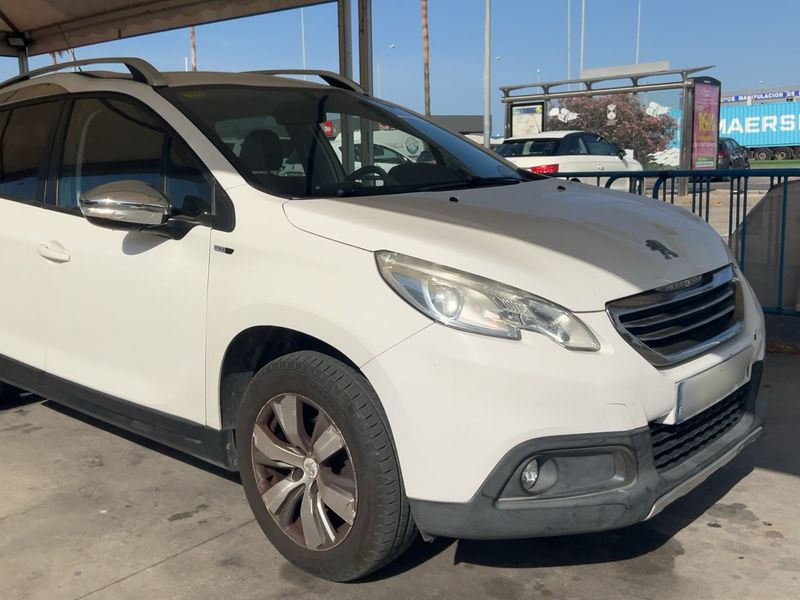 Peugeot 2008 1.6 Blue-HDi Style — zdjęcie 8