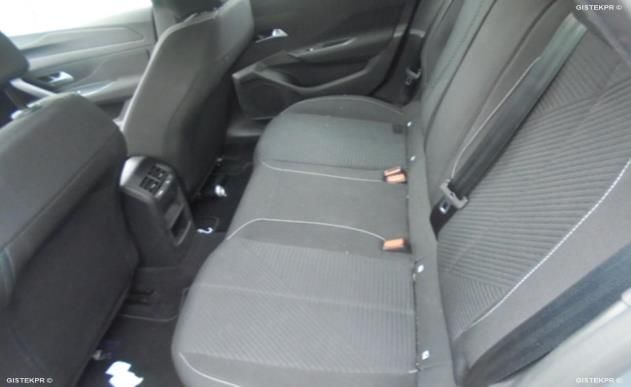 Peugeot 308 1.2 PureTech Active Pack — zdjęcie 12