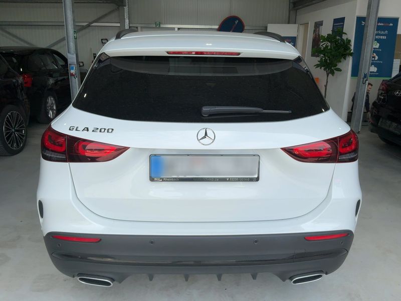 Mercedes-Benz GLA-Klasse GLA 200 AMG Line — zdjęcie 5