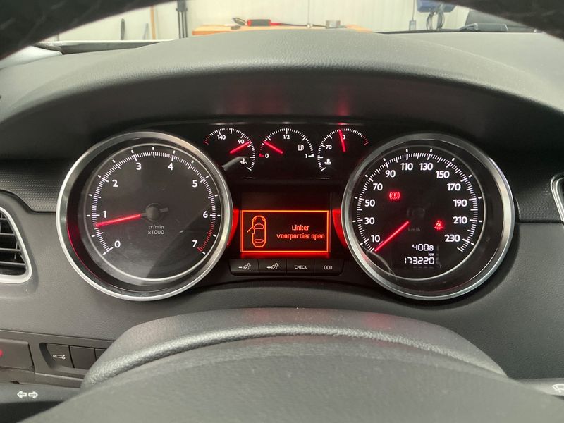 Peugeot 508 1.6 THP Allure 2014 – снимка 18