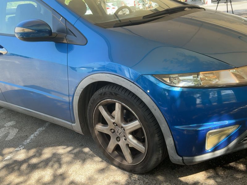 Honda Civic 1.8 VTEC Sport — zdjęcie 8