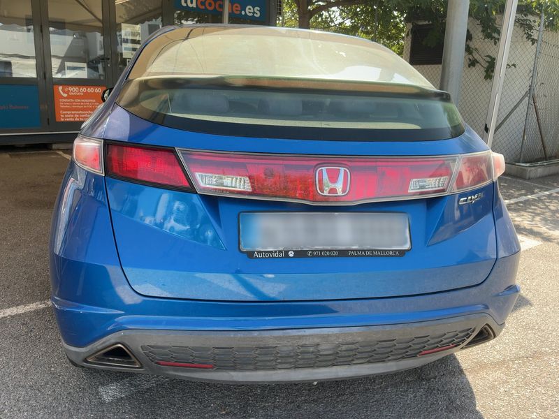 Honda Civic 1.8 VTEC Sport — zdjęcie 5