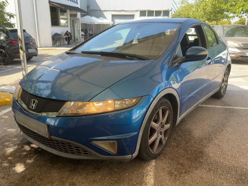 Honda Civic 1.8 VTEC Sport