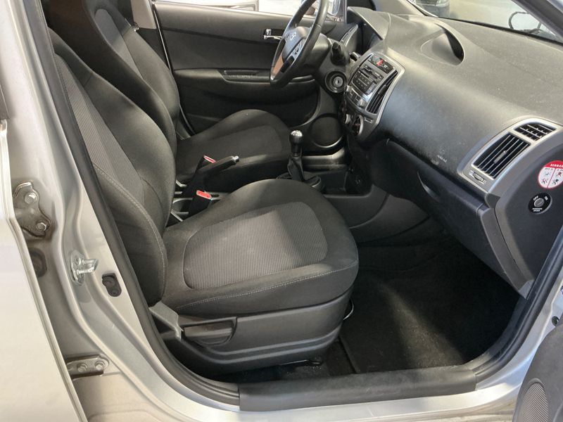 Hyundai i20 1.2 Go — zdjęcie 3