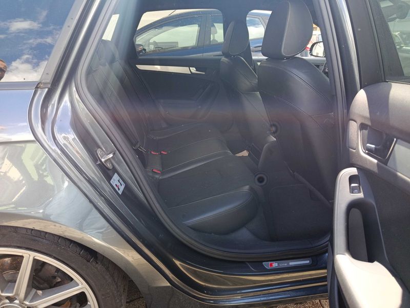 Audi A4 2.0 TFSI S line Sportpaket plus — zdjęcie 13