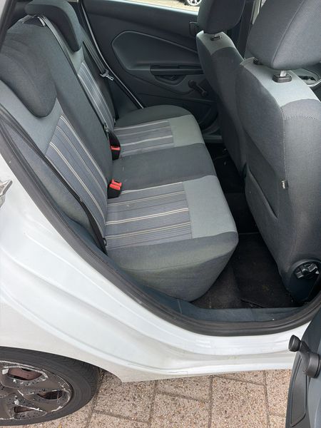 Ford Fiesta 1.25 Trend — zdjęcie 14