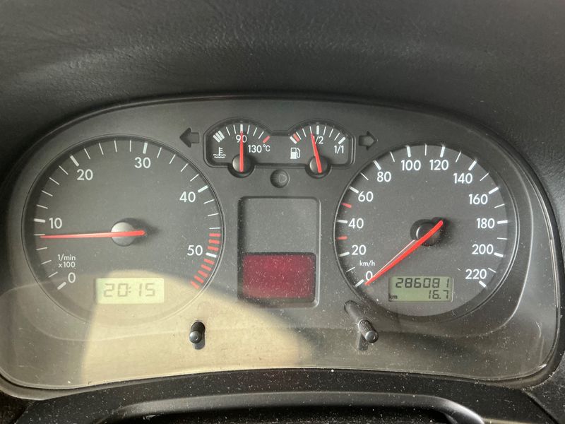 Volkswagen Golf IV 1.9 TDI Highline — zdjęcie 4