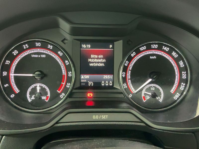 Skoda Octavia 2.0 TDI RS 4x4 2018 – снимка 19