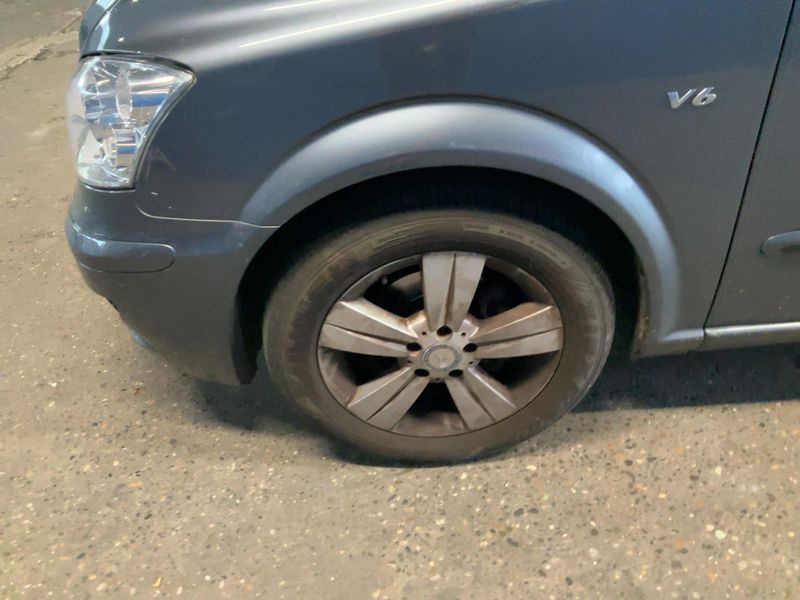 Mercedes-Benz Viano 3.0 CDI kompakt BlueEfficiency Trend Edition 2012 – снимка 3