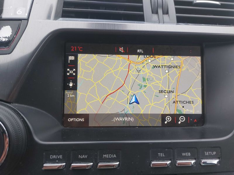DS Automobiles DS5 2.0 Blue-HDi SportChic — zdjęcie 13