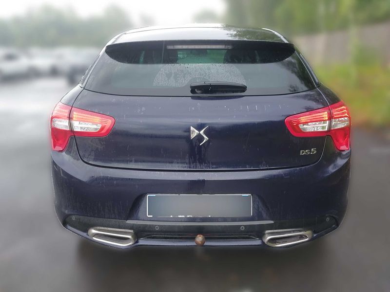 DS Automobiles DS5 2.0 Blue-HDi SportChic — zdjęcie 4