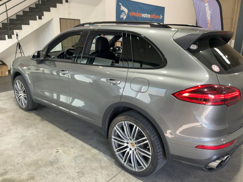 Porsche Cayenne S E-Hybrid — zdjęcie 3