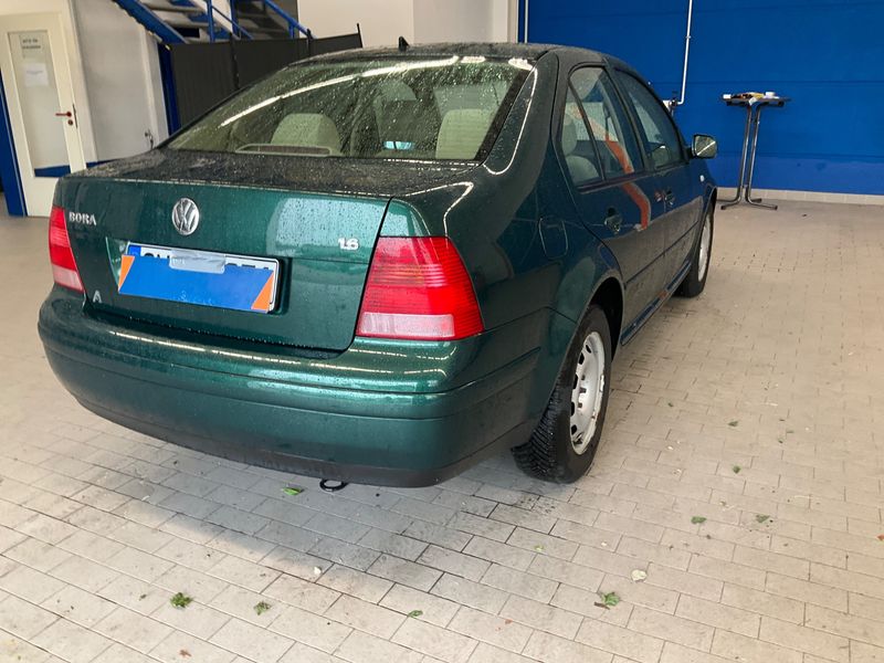 Volkswagen Bora 1.6 Comfortline — zdjęcie 2