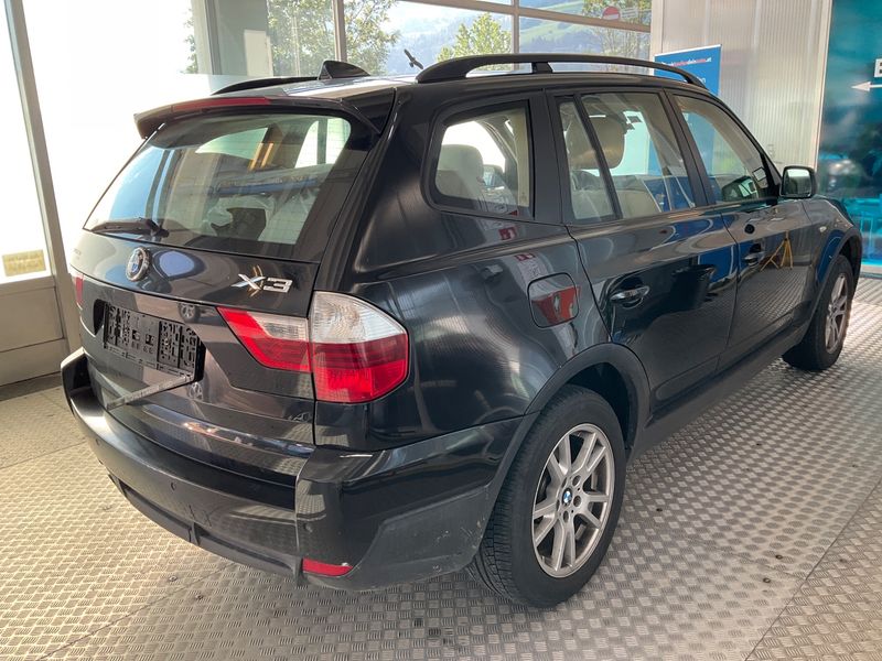 BMW X3 2.0d — zdjęcie 2