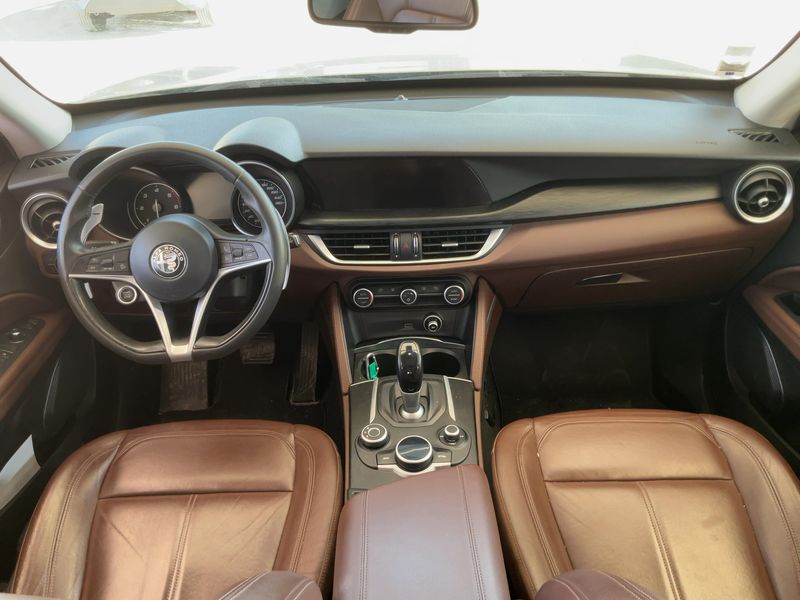 Alfa Romeo Stelvio 2.2 JTDM Super 2WD — zdjęcie 12
