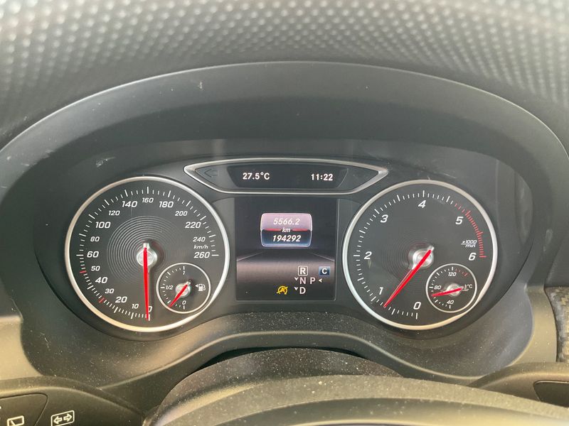 Mercedes-Benz GLA-Klasse GLA 200 d Business 2018 – снимка 18