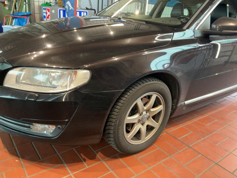 Volvo S80 2.0 D4 Momentum — zdjęcie 2