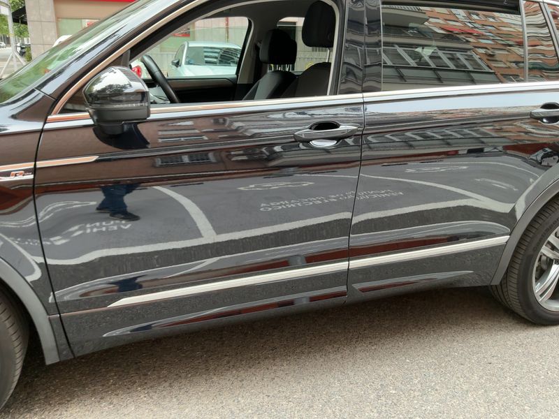 Volkswagen Tiguan Allspace 2.0 TDI Advance 4Motion — zdjęcie 4