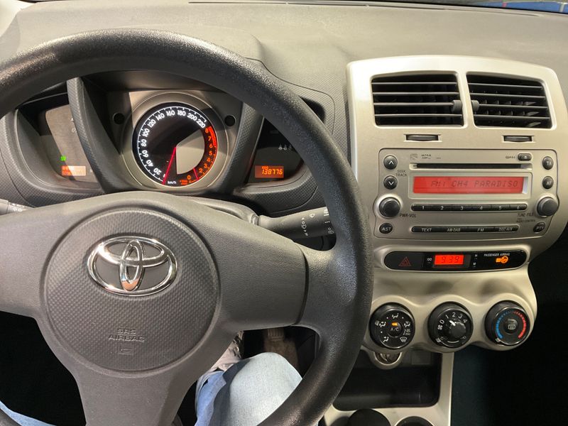 Toyota Urban Cruiser 1.33 Dual VVT-i — zdjęcie 4