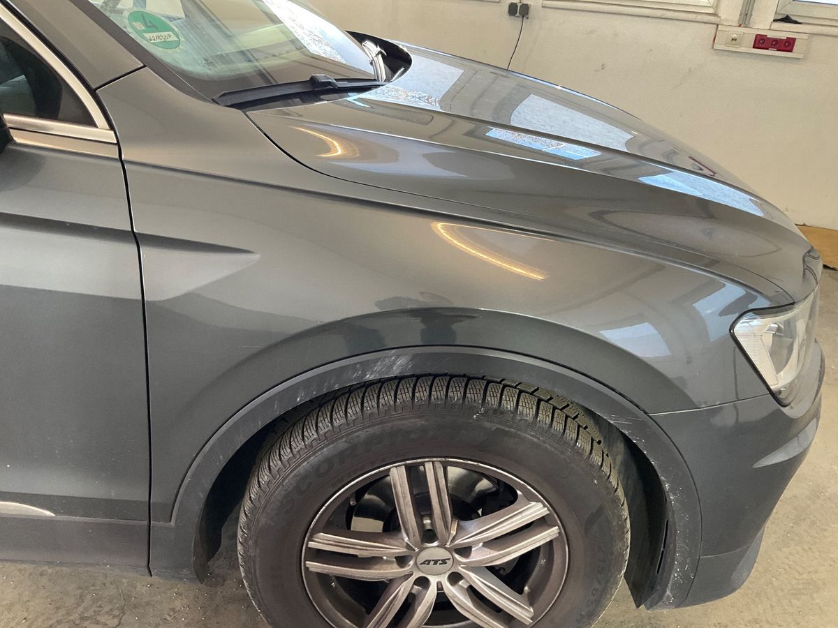 Volkswagen Tiguan 2018 — photo 33