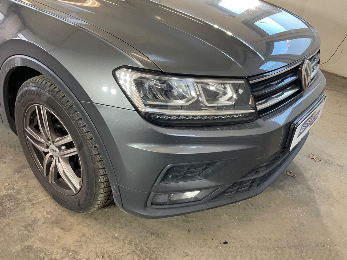 Volkswagen Tiguan 2018 — photo 61