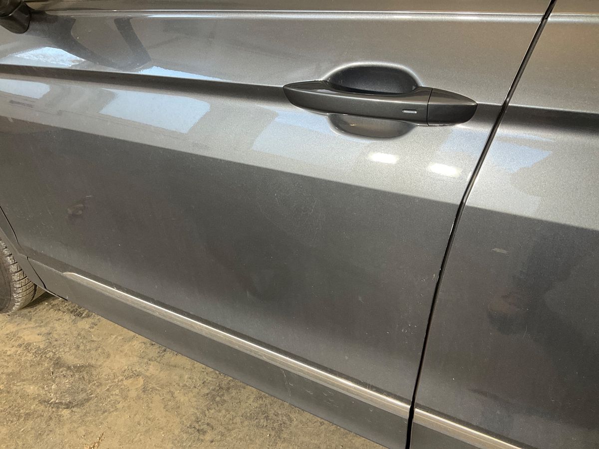 Volkswagen Tiguan 2018 — photo 50