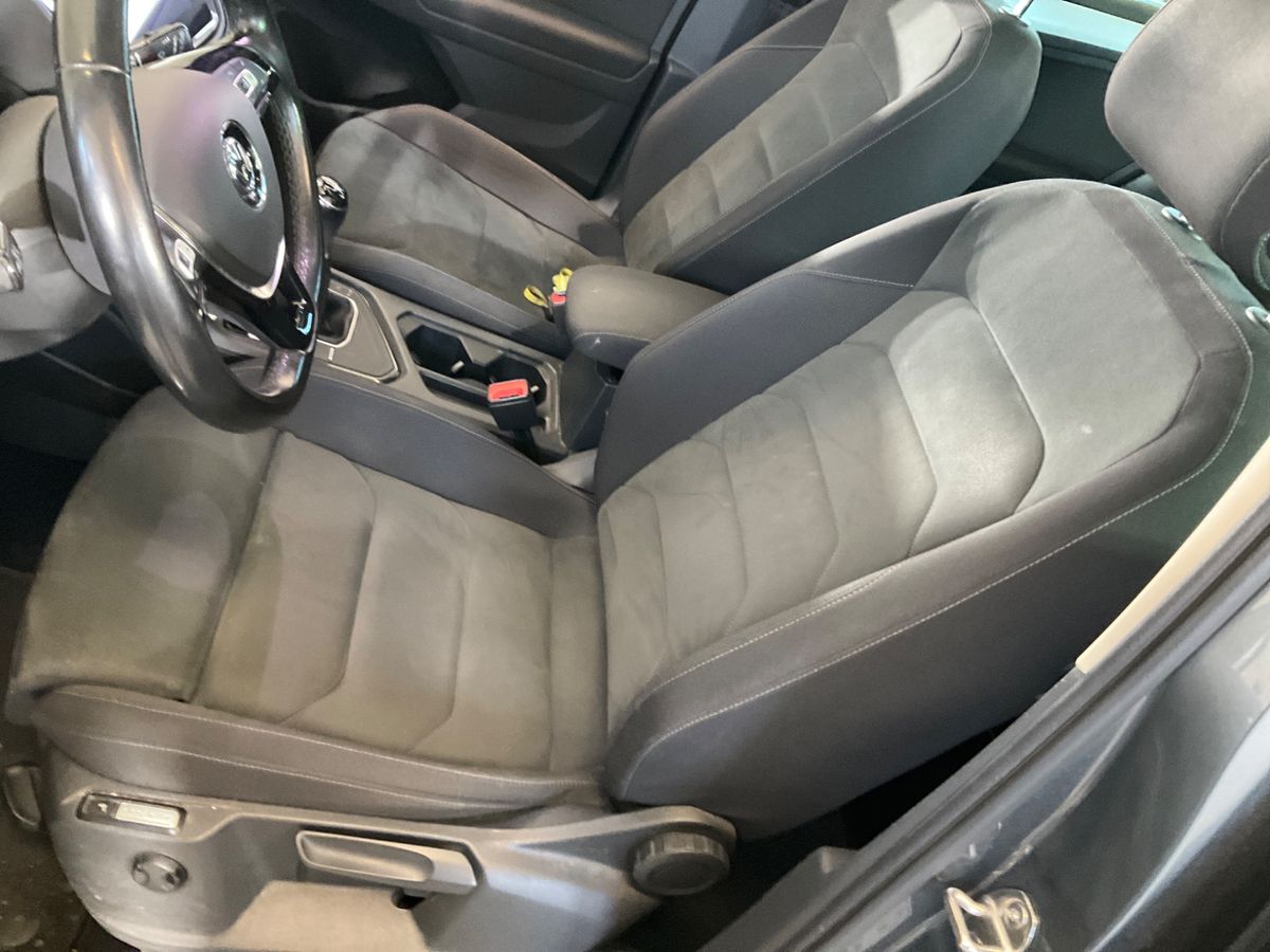 Volkswagen Tiguan 2018 — photo 45